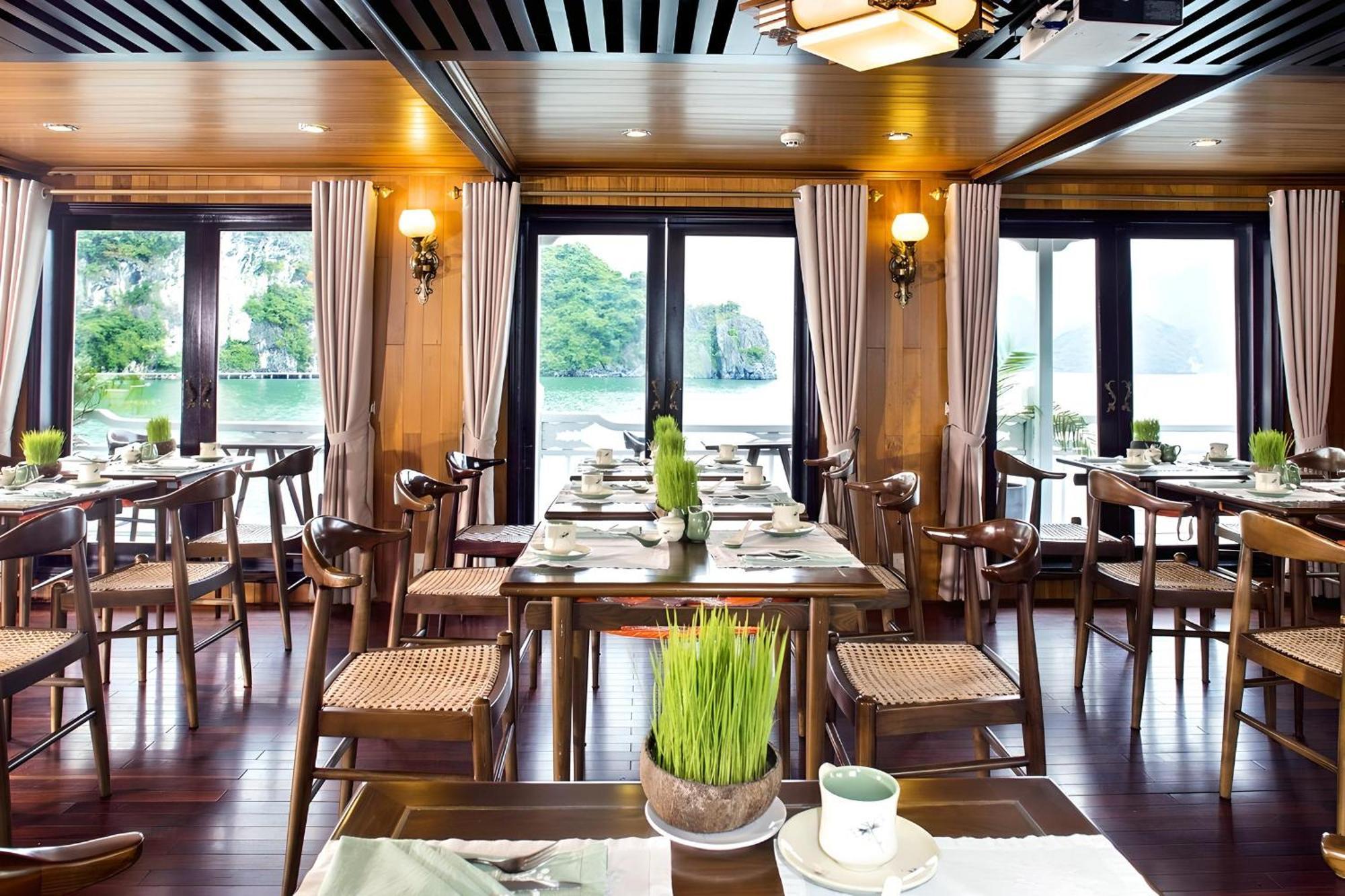 Hera Classic Boutique Cruise Hạ Long Extérieur photo